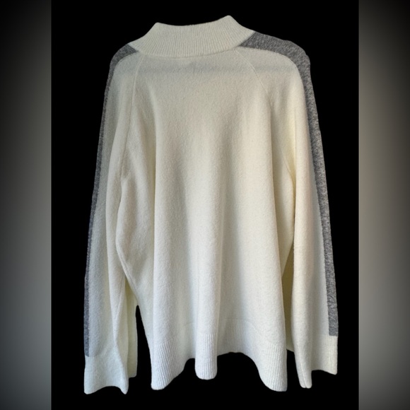 LOFT Lou & Grey women’s sweater in white and grey with offset zip collar - sz XL - Picture 3 of 3
